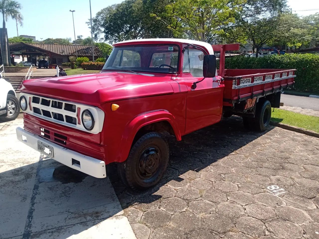 Dodge ano 72 caminhão 3/4  - Foto 4