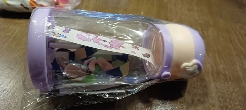 garrafinha infantil lilás. 600ml. com canudo e alça. - Foto 4