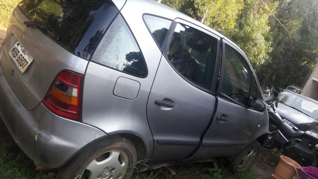 Venda para retirada de peças - Foto 2