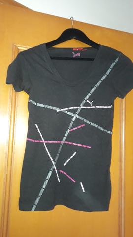 Camiseta marca Puma e Costume