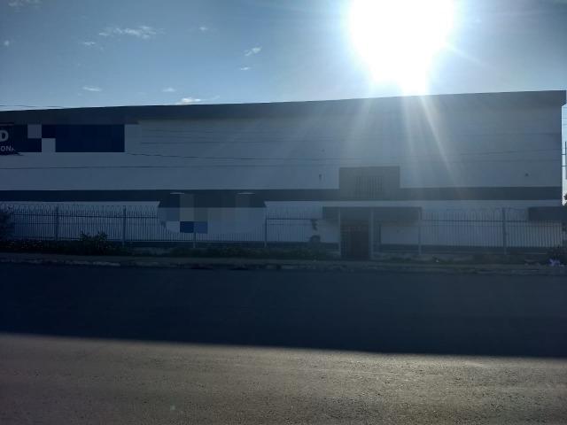 Galpão industrial 2000m², com docas, pé direito alto, piso de alta resistencia - Foto 7