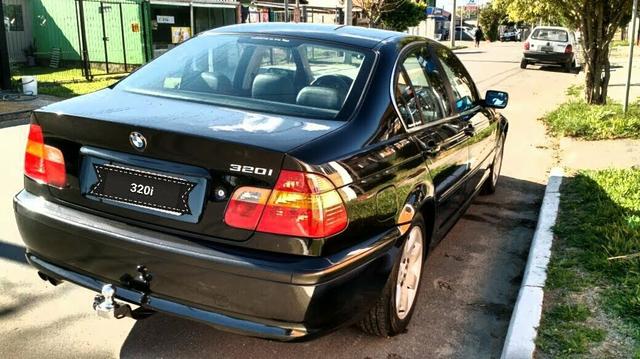 BMW 320i - Foto 6