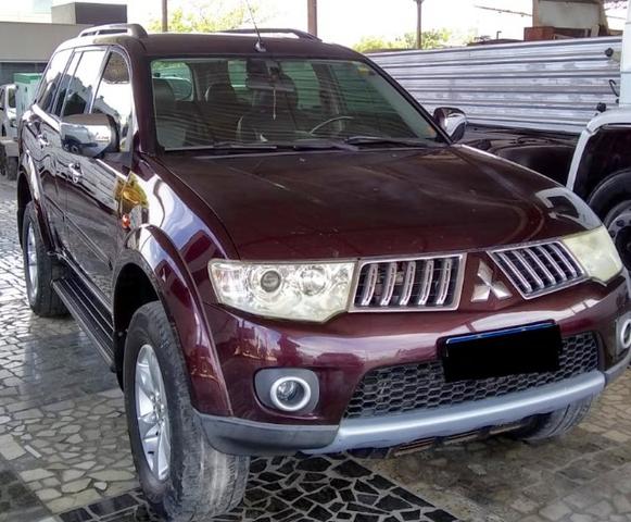 Pajero Dakar 7 lugares 2012