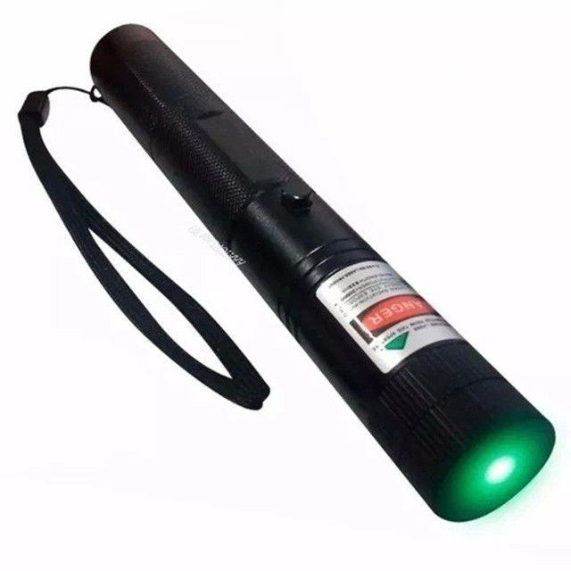 Super Caneta Laser Pointer Verde 98000mw Ultra Forte - Foto 2