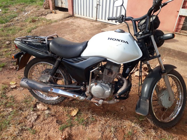 VENDO ESSA MOTO HONDA CARGO ANO 2012