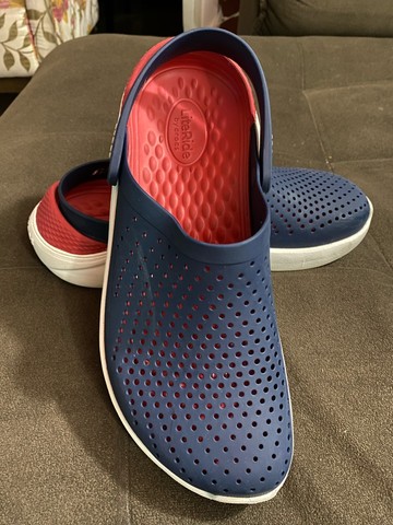 crocs literide clog navy/pepper