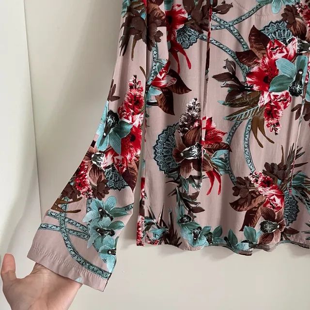 Camisa estampada estilo bata  - Foto 2