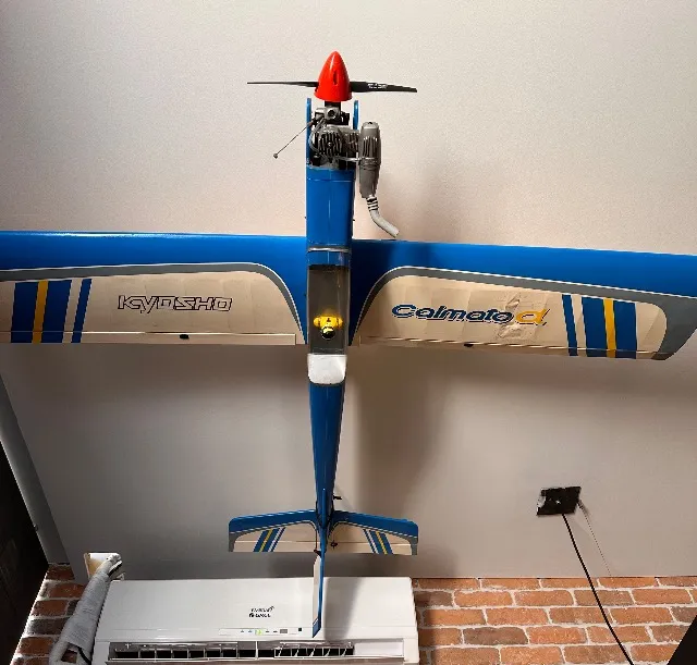 Teste avião de controle remoto RC tucano esquadrilha da fumaça