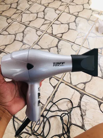 Secador De Cabelo Taiff Fox Íon S Prata 127v - 220v Lançamento