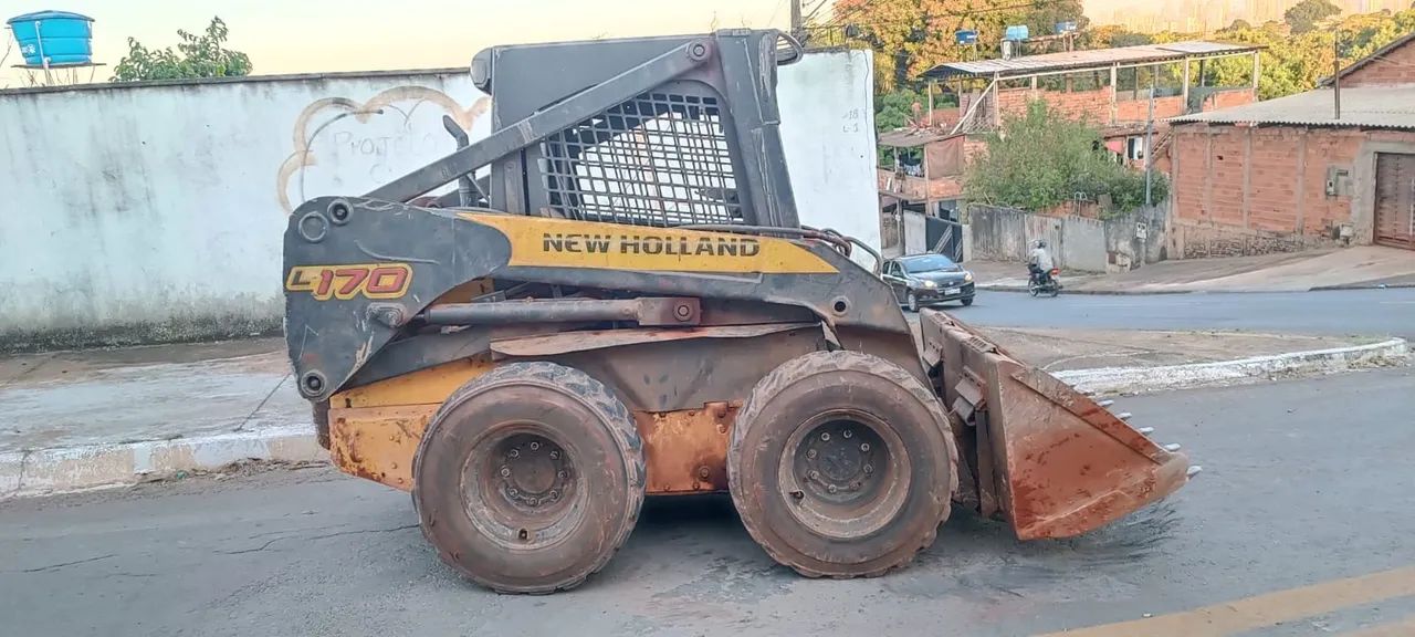 Mini carregadeira New holland 2009 - Foto 5