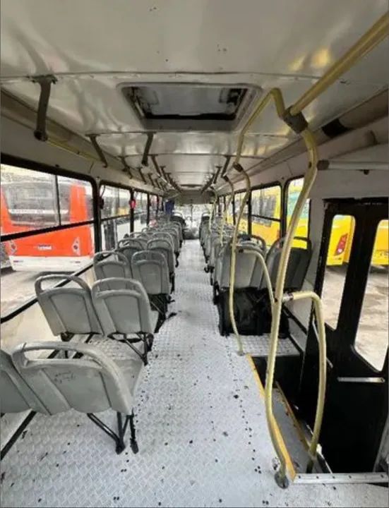 Marcopolo torino 2007, 1418 44 lugares - Foto 12