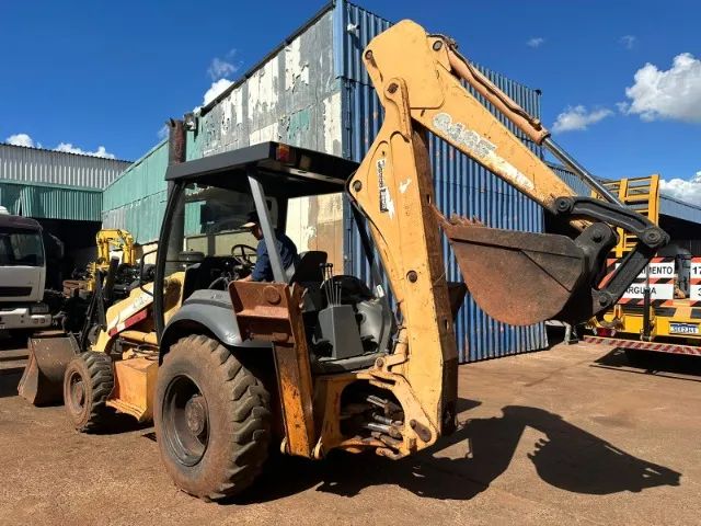 Retro escavadeira CASE 580M 4x4 - Foto 4