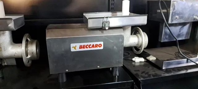 Moedor de Carne Beccaro Boca 22 Novo