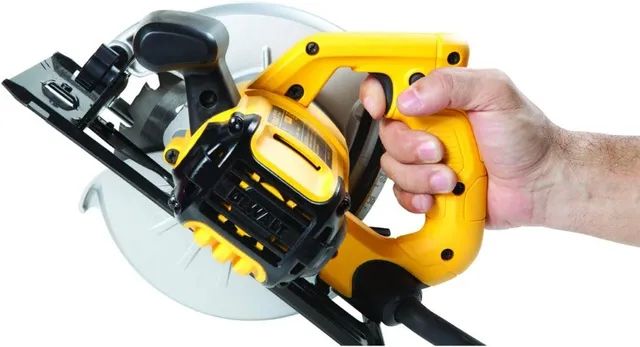Serra Circular de 7.1/4 Pol. (184,15mm) 1400W 220V Dewalt - Foto 2
