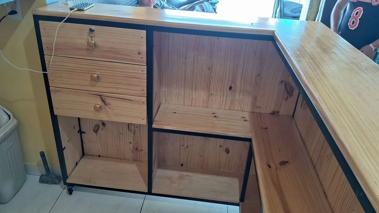 Balcão de atendimento estilo industrial  - Foto 4