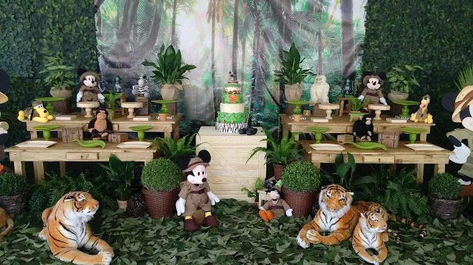 Loja de decoração Infantil, mesas, aparadores de doces, pelúcias, temas - Foto 6