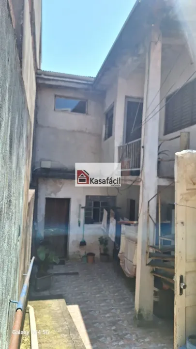 Terreno com 3 casas para renda ou para Stúdios na Vila Mascote!!!
