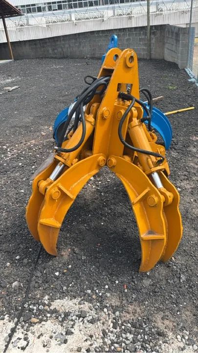 Garra para Trator - Usada em Ótimo Estado - Foto 5