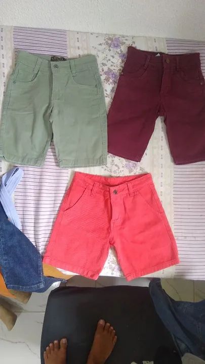Shorts infantis - verde, vinho e vermelho 