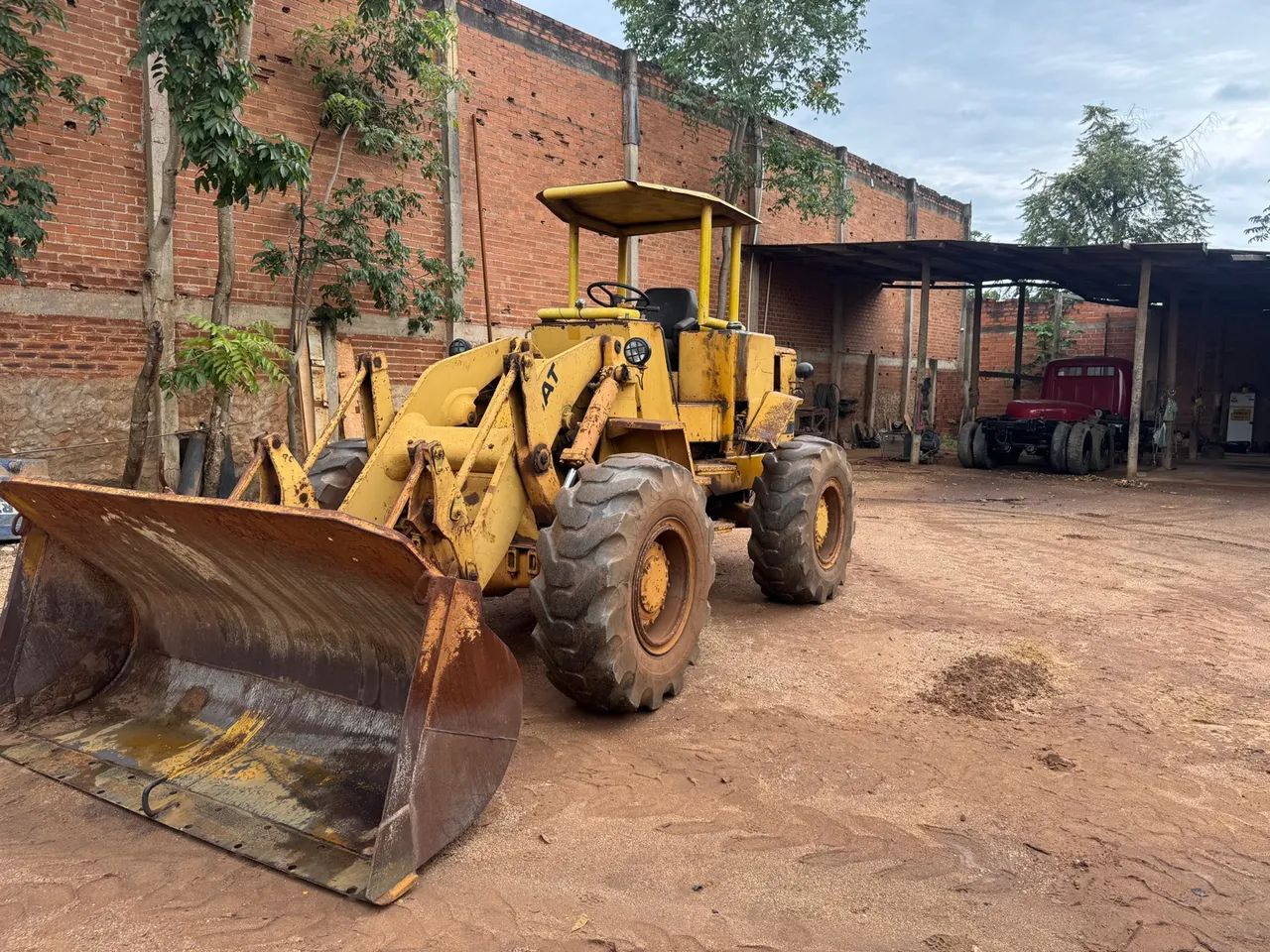 Pá Carregadeira Usada - Foto 3