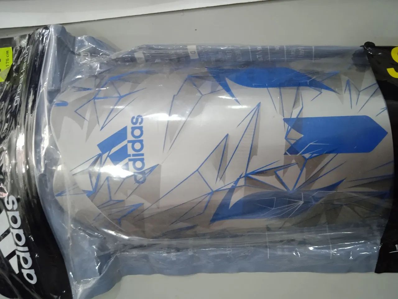 Caneleira Adidas Futebol - Foto 4