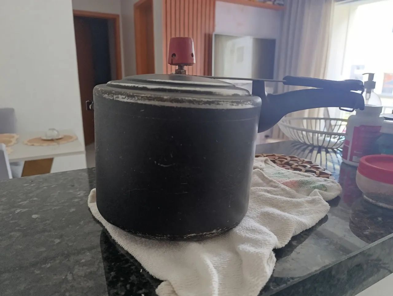 Panela de Pressão Rochedo Usada - Foto 2