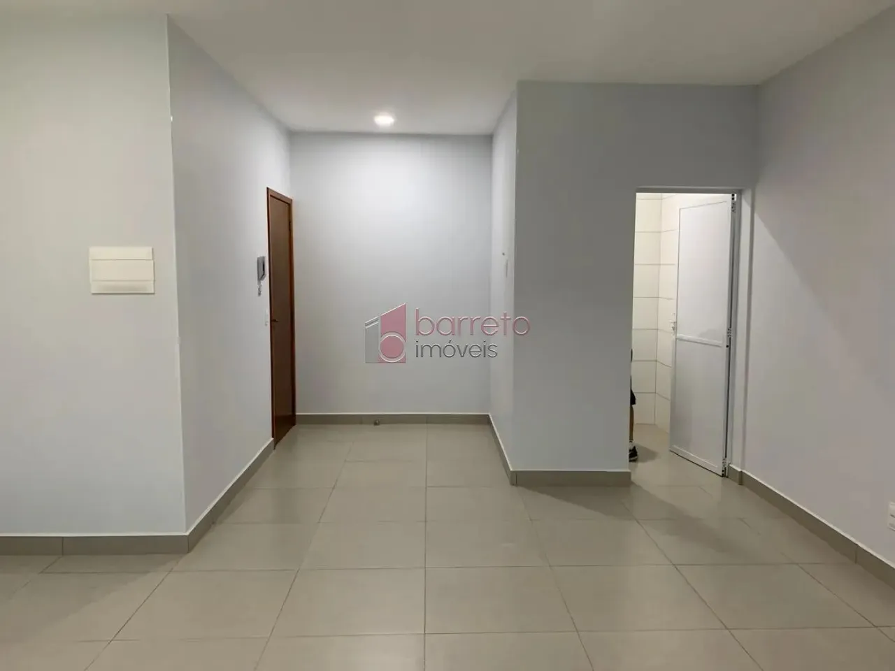 SALA COMERCIAL PARA LOCAÇÃO NO BAIRRO JARDIM ANA MARIA EM JUNDIAÍ/SP