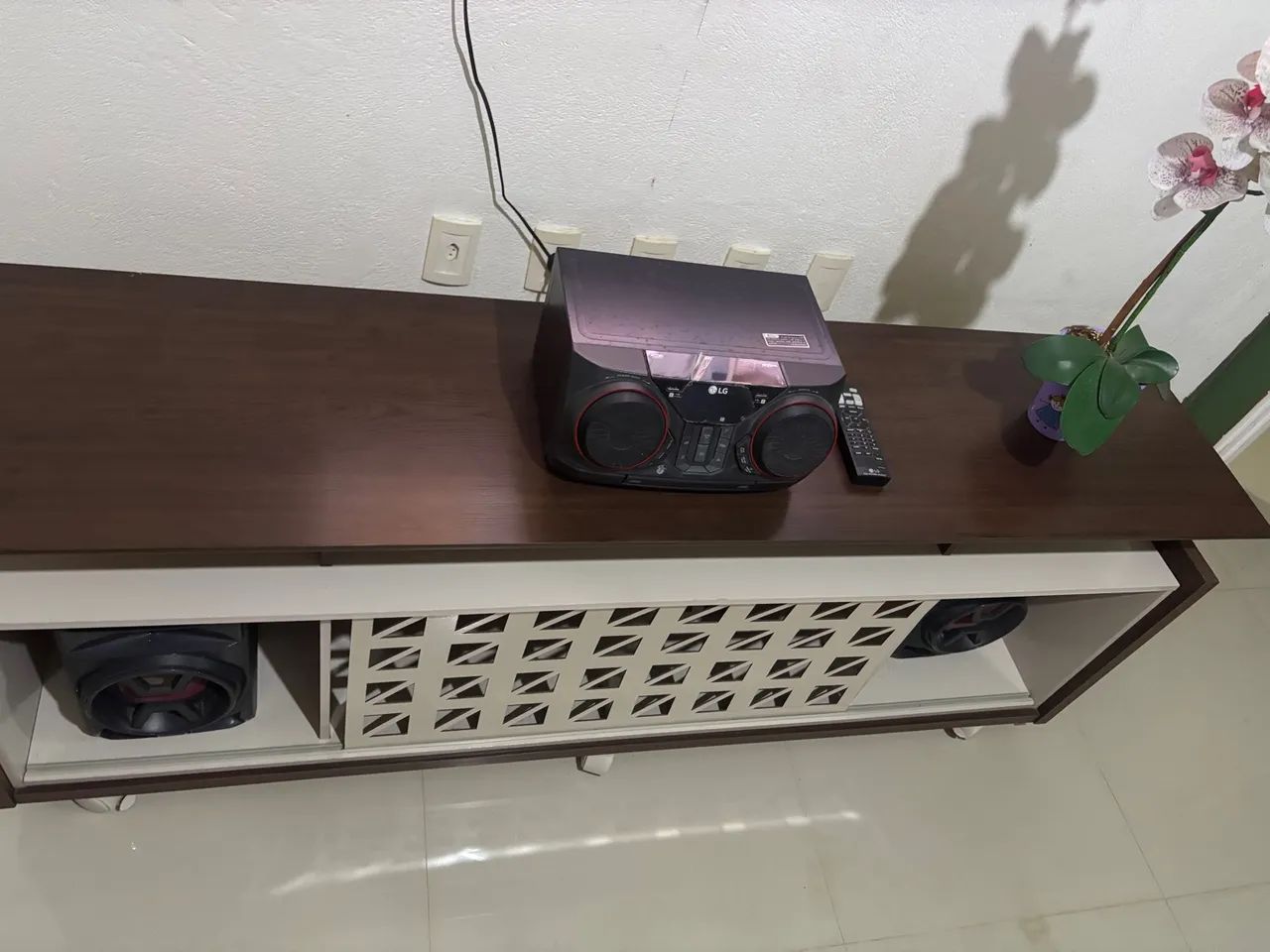 Rack para TV com Painel - Novo! - Foto 2