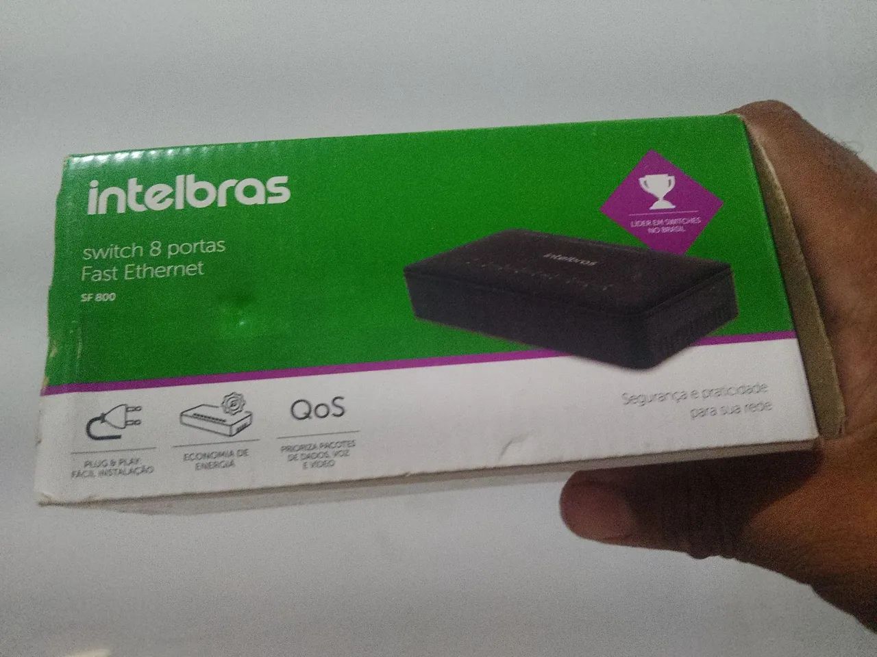 Switch 8 Portas Fast Ethernet Intelbras SF 800