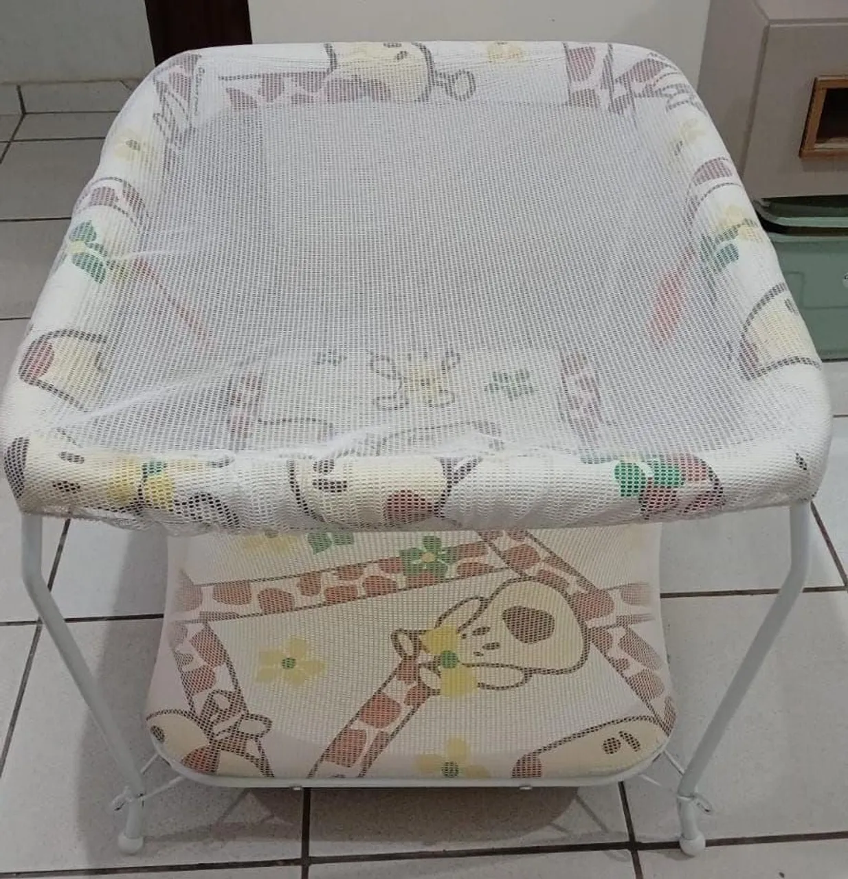 Cercadinho infantil retangular desmontável