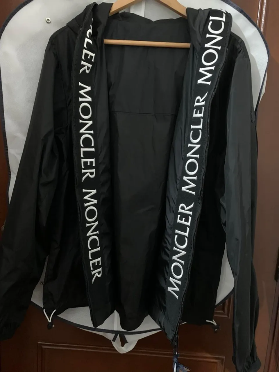 Casaco Moncler