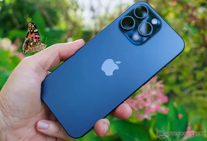 iPhone 15 pro 512gb