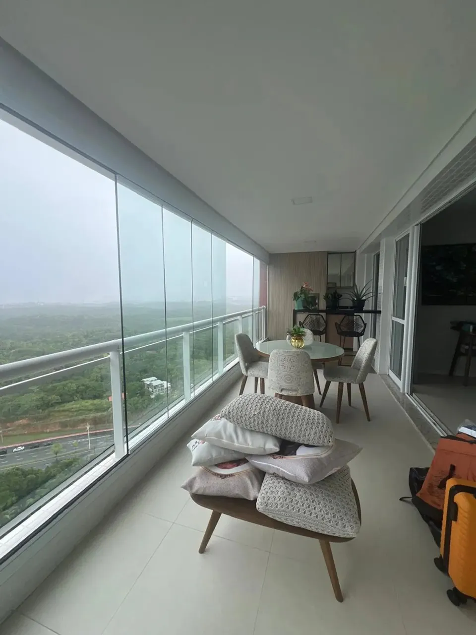Vendo Apartamento Ludco Greenville 3 Suítes- Patamares- Andar Alto- VISTA MAR- Me ligue ag
