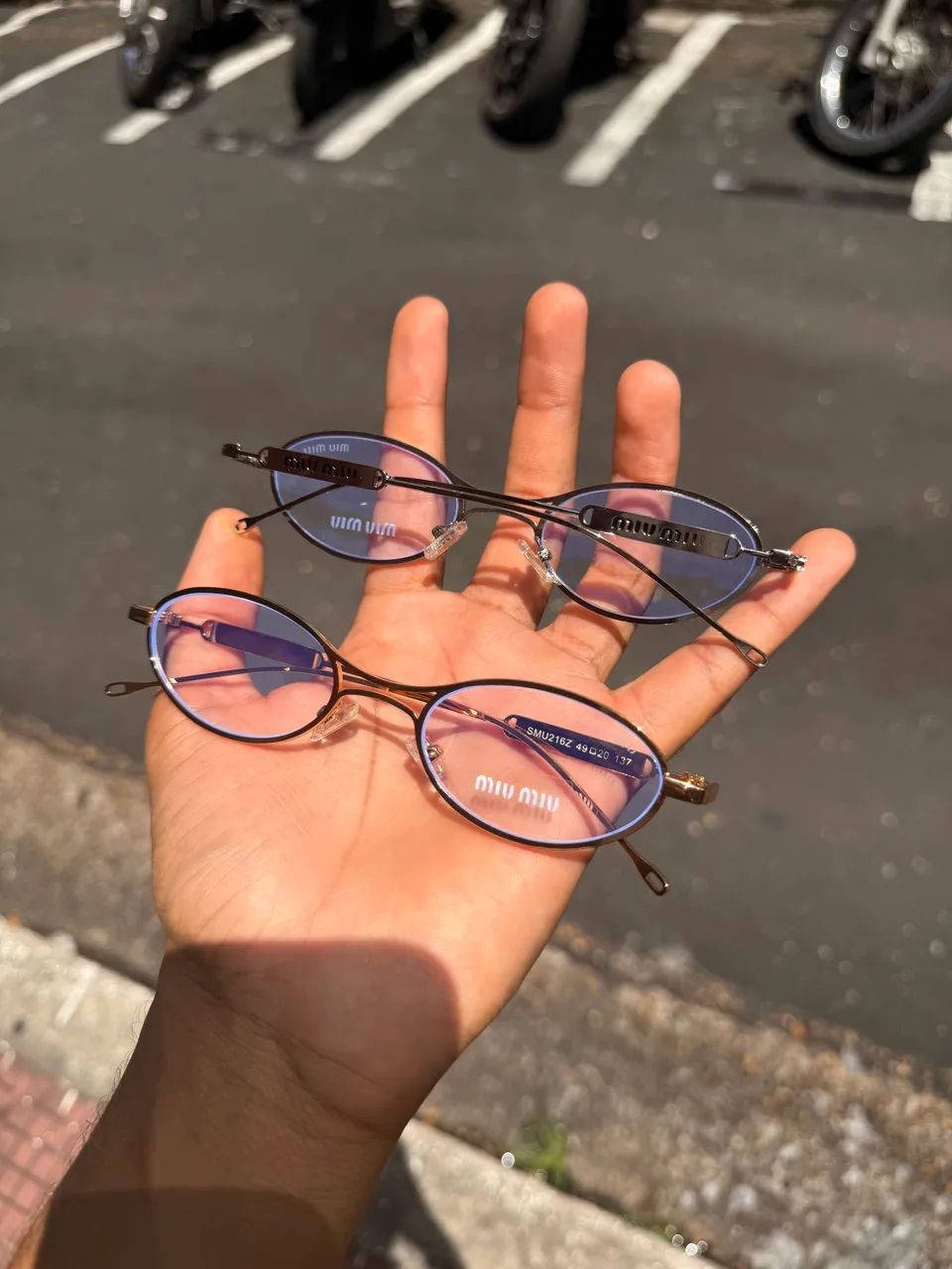 Óculos Miumiu