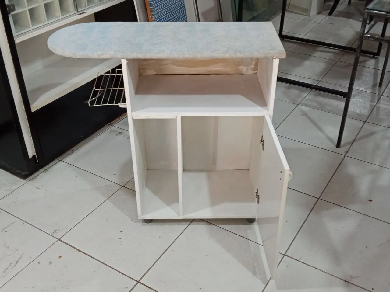 Tábua de Passar Roupa com Armário em MDF  - Foto 3