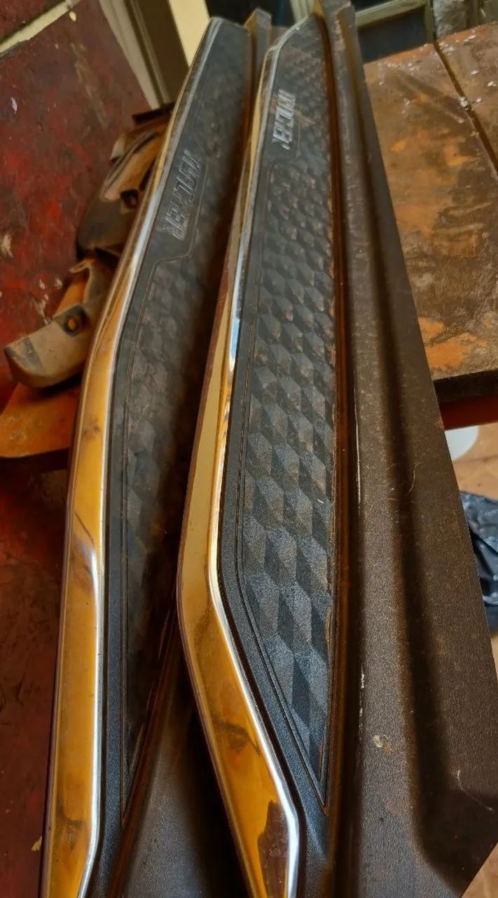 Estribo nova tracker - Foto 2