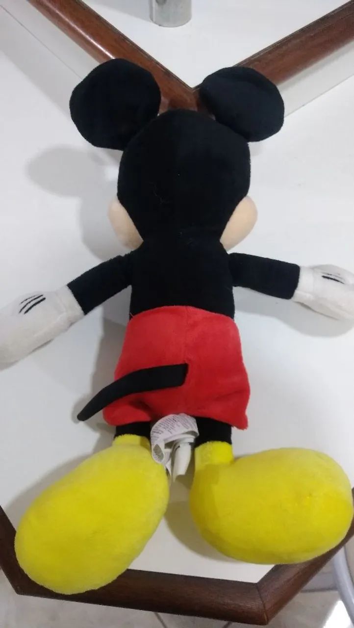 Pelúcia Mickey Mouse Disney - 39 cm - Foto 3