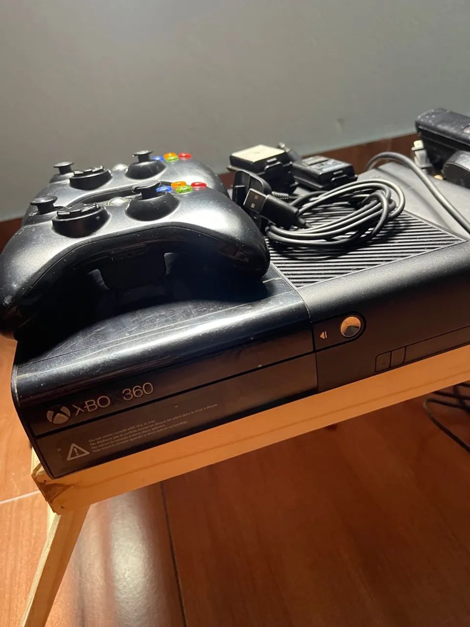 VENDO XBOX 360 SUPER SLIM COMPLETO  - Foto 4
