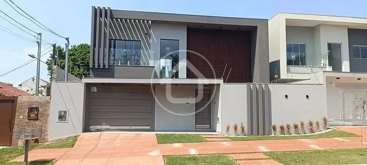 SOBRADOS NOVOS COM PISCINA E GOURMET.