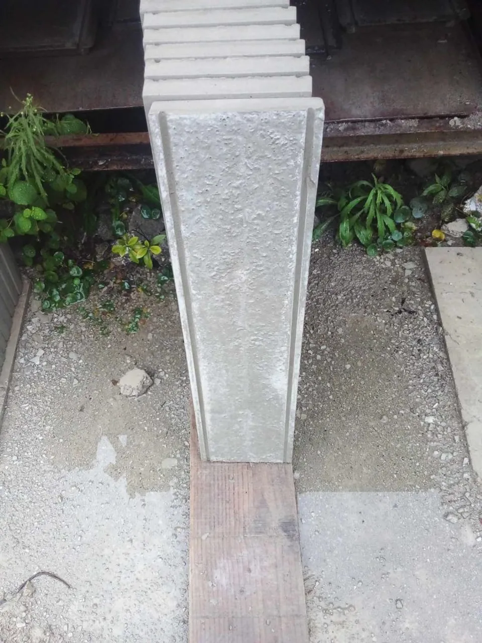 Pingadeira de Muro