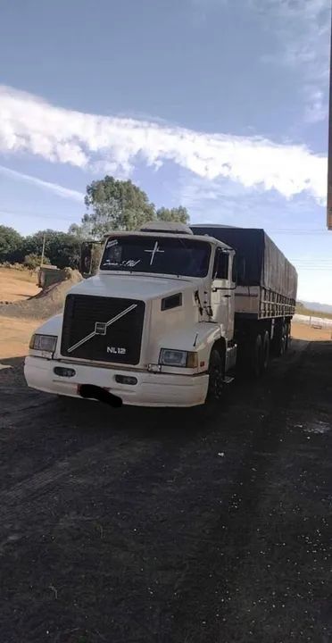 Caminhão Volvo NL12 - Excelente estado - Foto 2