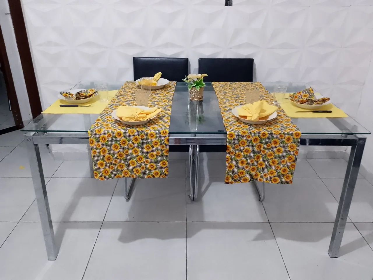 Jogo de Mesa com Toalha de Mesa e Caminhos de Mesa