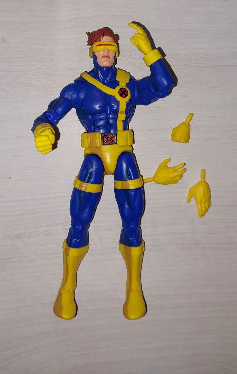 Marvel Legends X-Men VHS Cyclops Ciclope