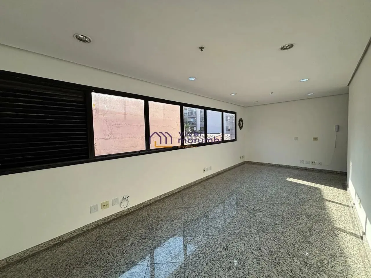 Sala Comercial na Saúde