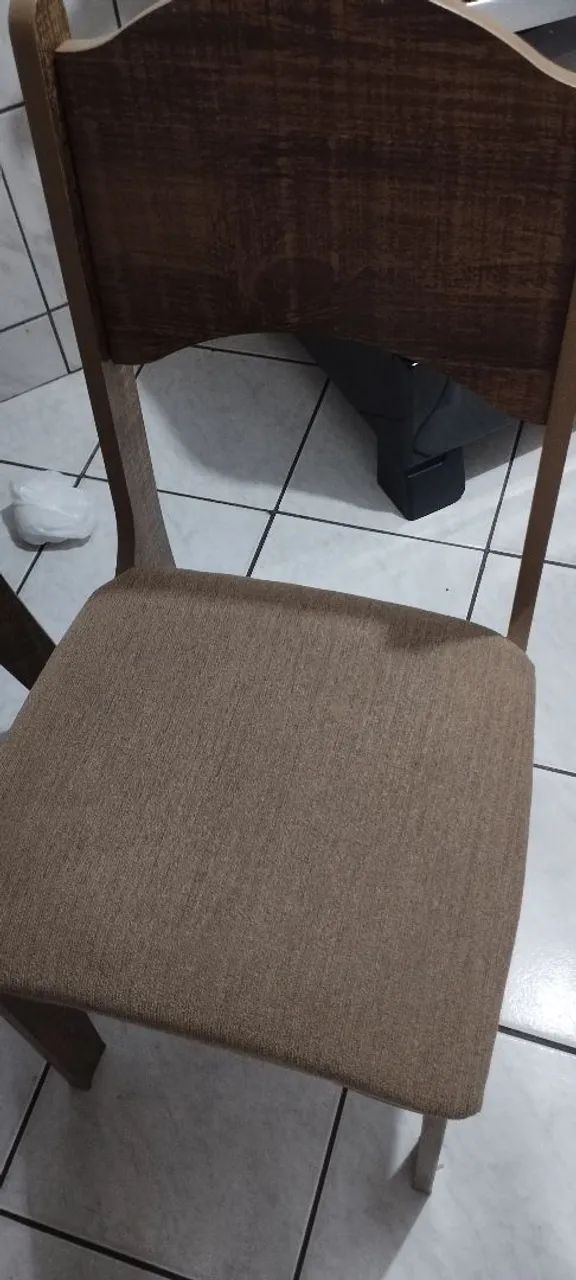 Table set with 4 chairs64296267055489123