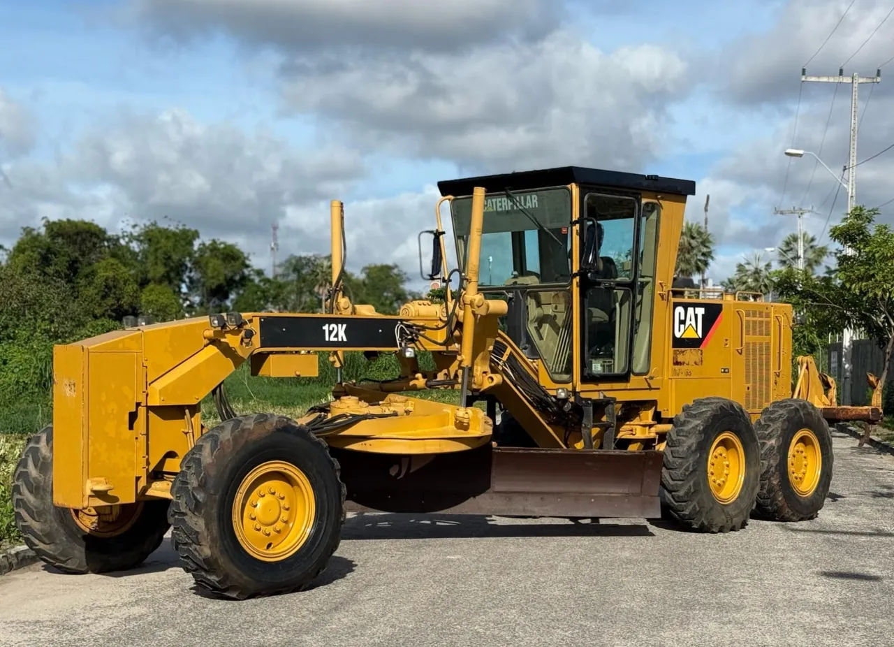 Motoniveladora patrol cat 12K