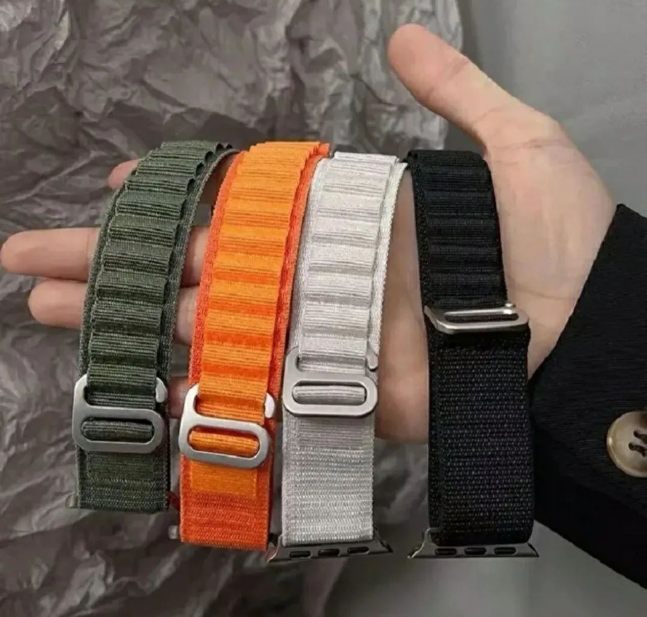 Pulseira Alpino Loop Compatível com APPLE WATCH, linha ULTRA e linha IWO. Várias Cores - Foto 4