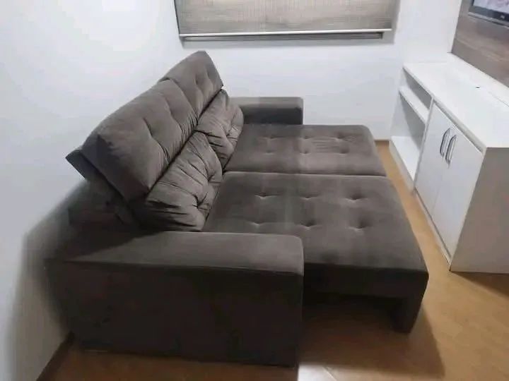 Sofá bonito e conservado! 64374699536002120