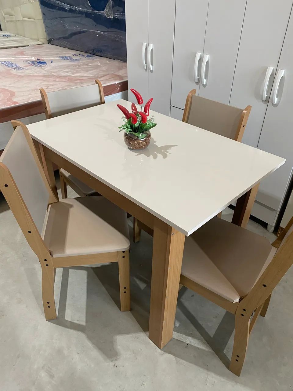 Mesa de jantar 4 cadeira belagio em mega Promoção! - Foto 2