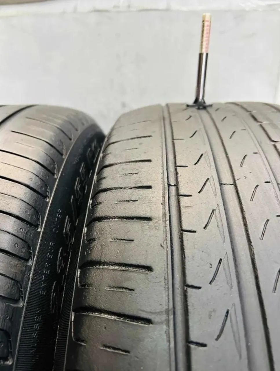 Pneu 215/50 aro 17 Pirelli Cinturato P7 seminovos